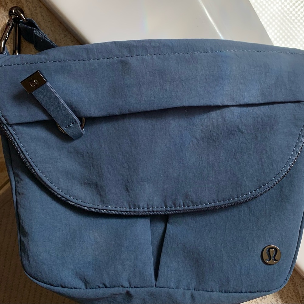 Lululemon All Night Festival bag, 5L